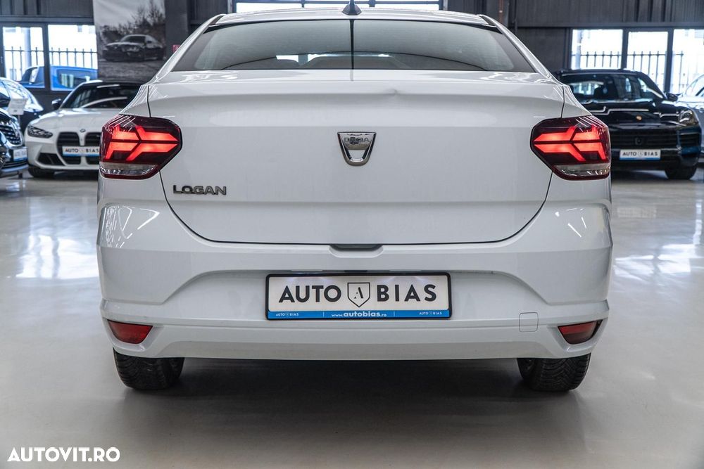 Dacia Logan TCe 90 MT6 Prestige - 25