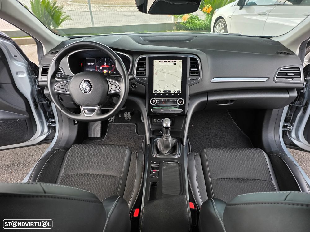 Renault Mégane BLUE dCi 115 INTENS - 2