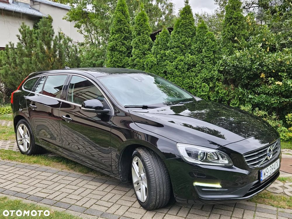 Volvo V60 T3 Momentum - 10