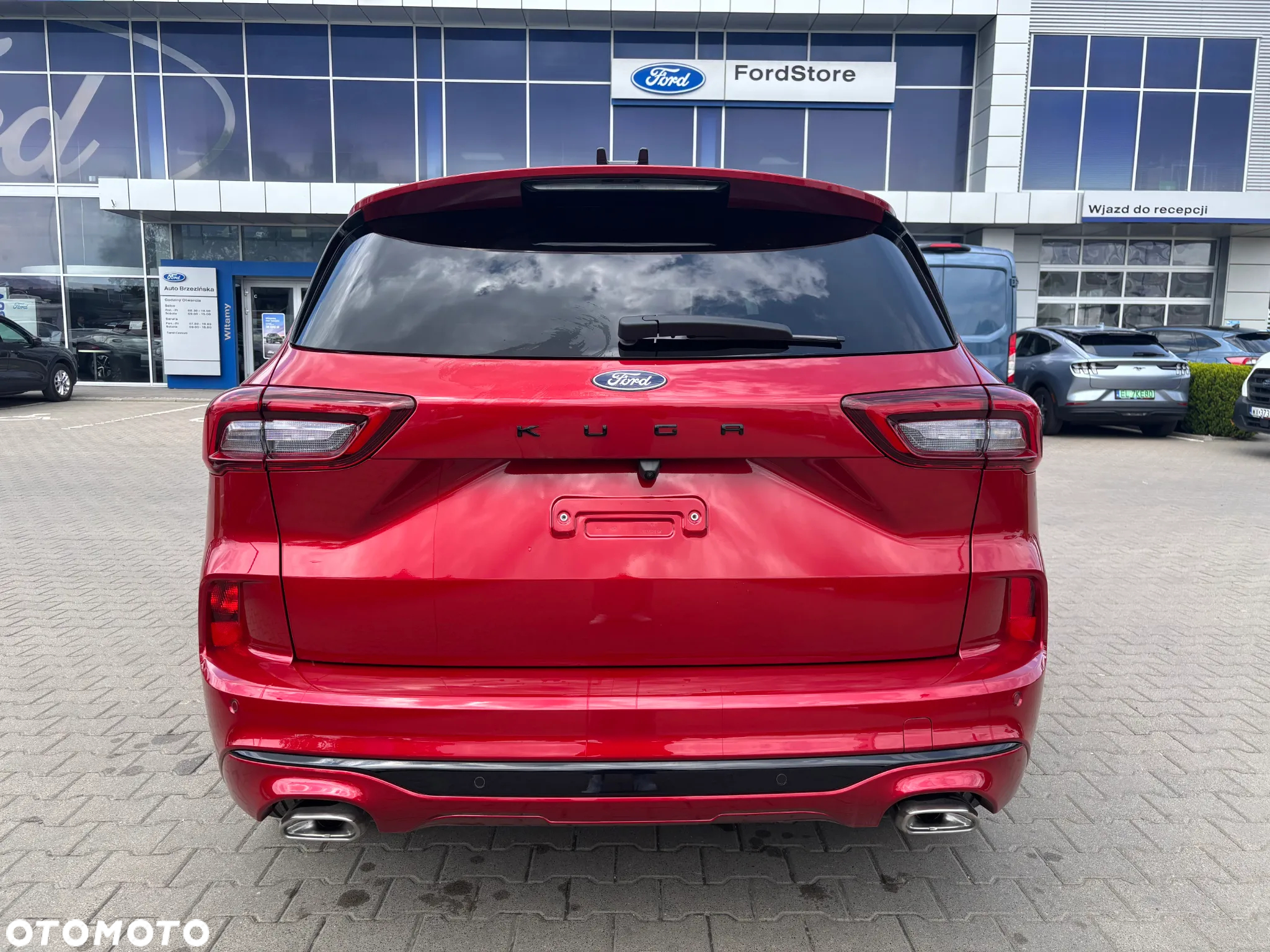 Ford Kuga 1.5 EcoBoost FWD ST-Line - 6