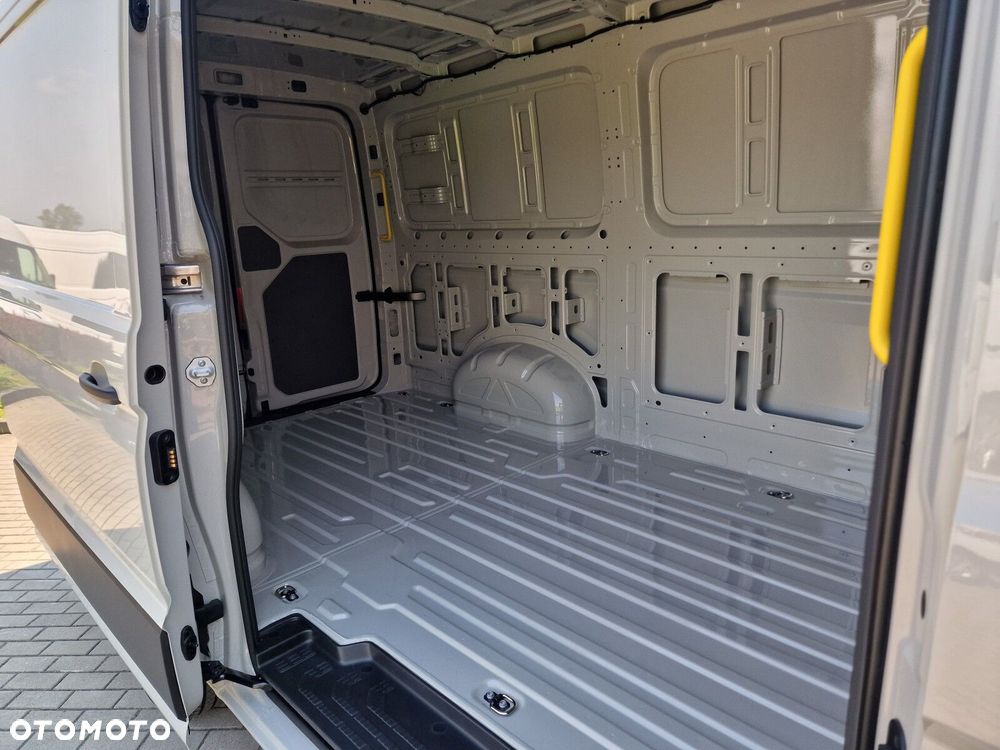 Volkswagen Crafter - 15