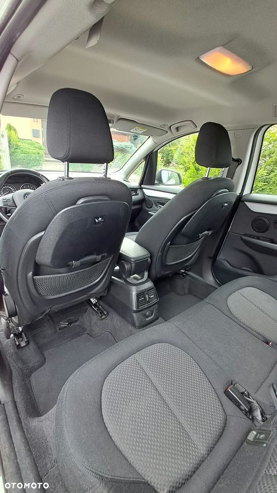 BMW Seria 2 218d Advantage - 10