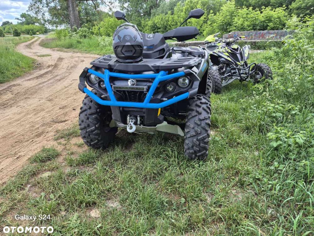 Can-Am Outlander - 1