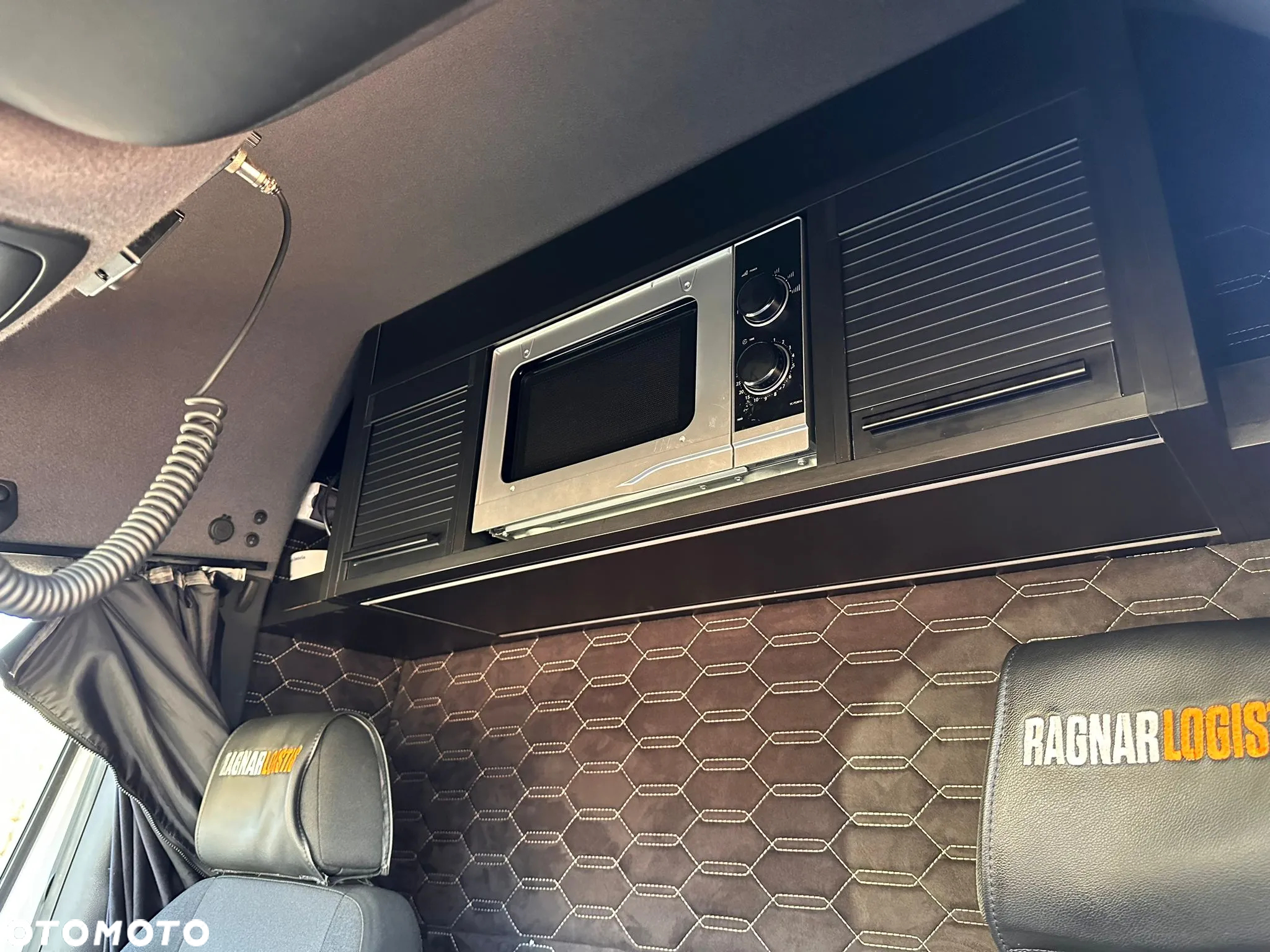 Mercedes-Benz Sprinter - 10