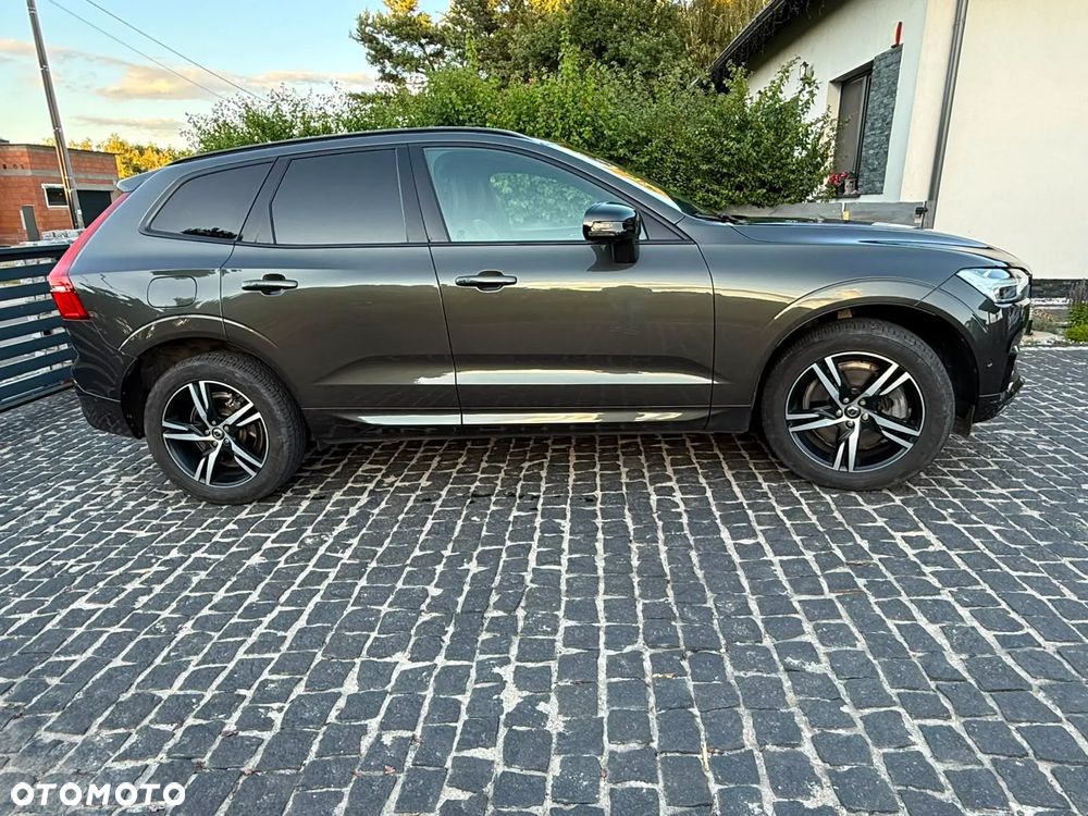 Volvo XC 60 D5 AWD R-Design - 8