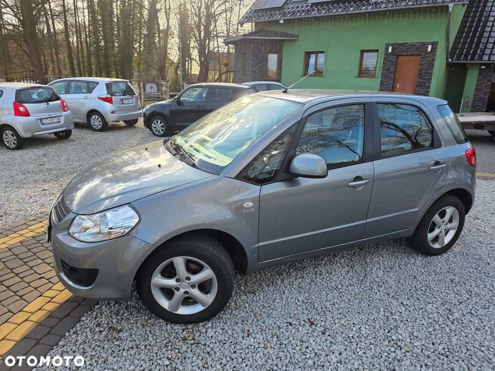 Suzuki SX4 1.9 DDiS DPF 4x2 Comfort - 2