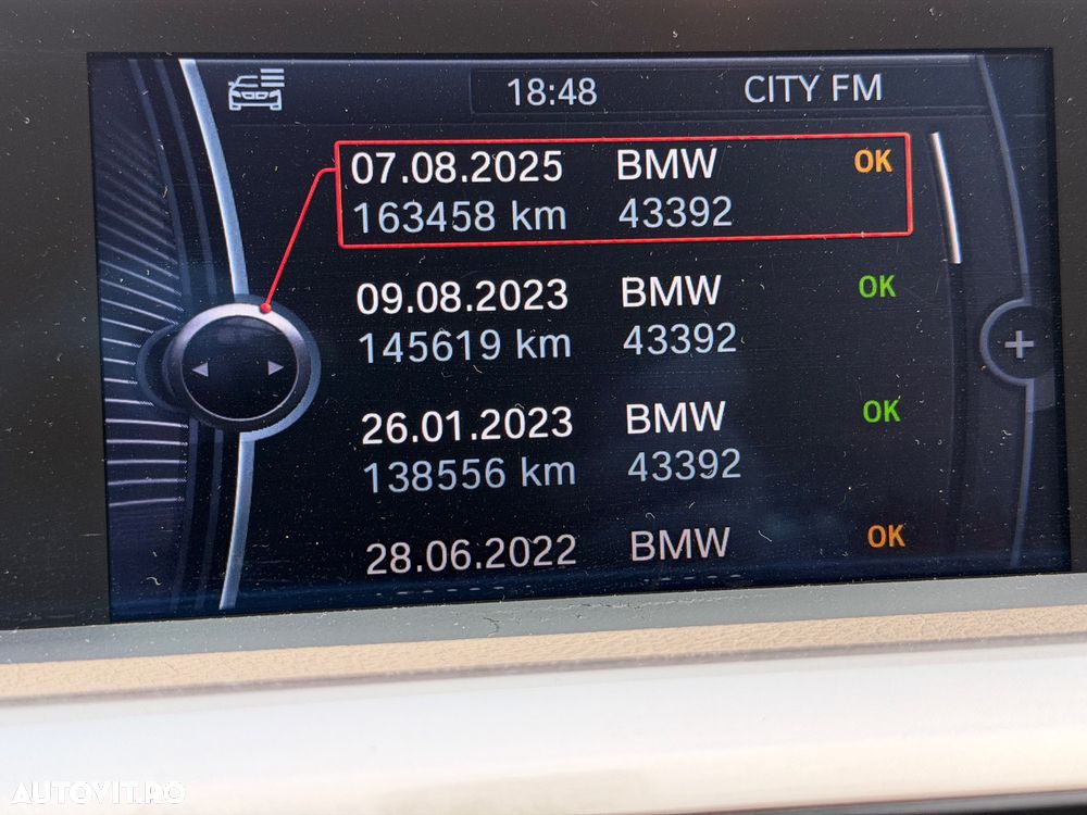 BMW Seria 3 320d Aut. Modern Line - 34