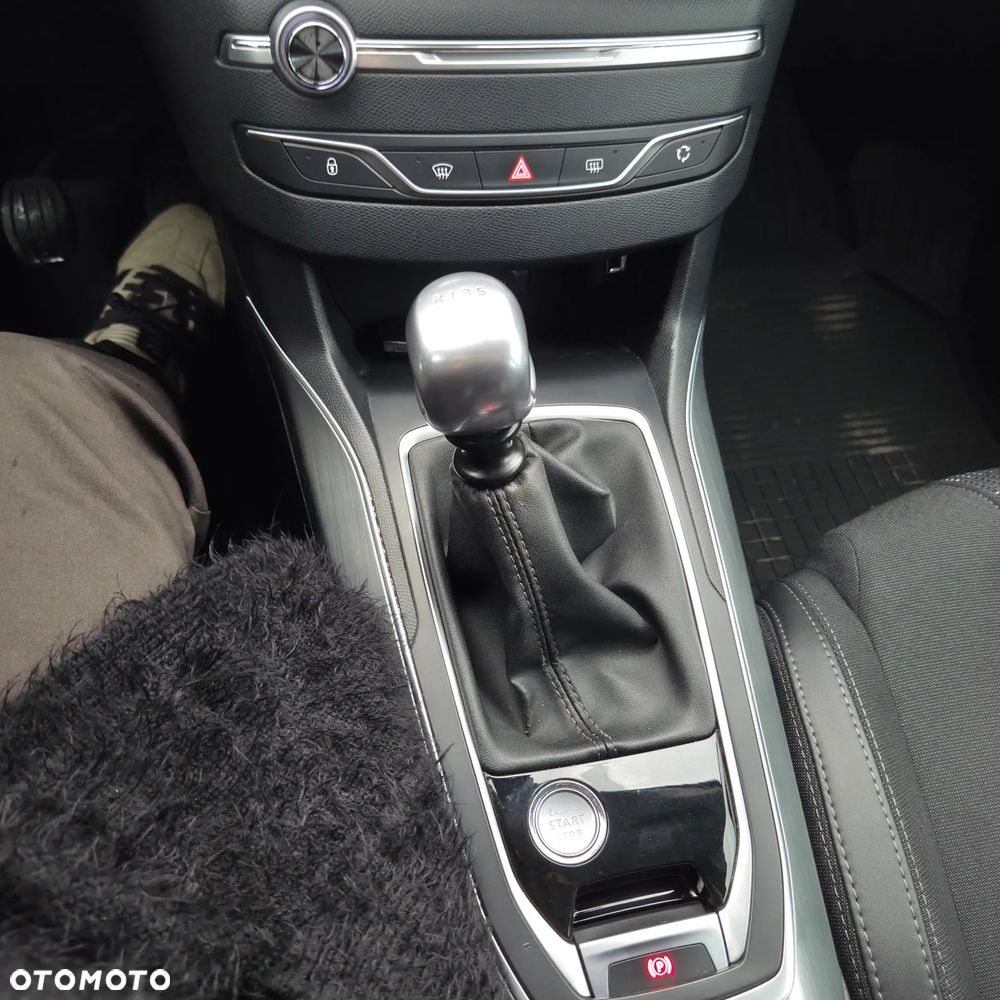 Peugeot 308 - 12