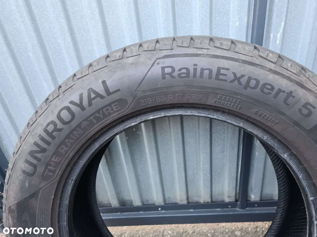 OPONY 17' UNIROYAL RainExpert 5 215/65 R17 99V - 2szt - 3