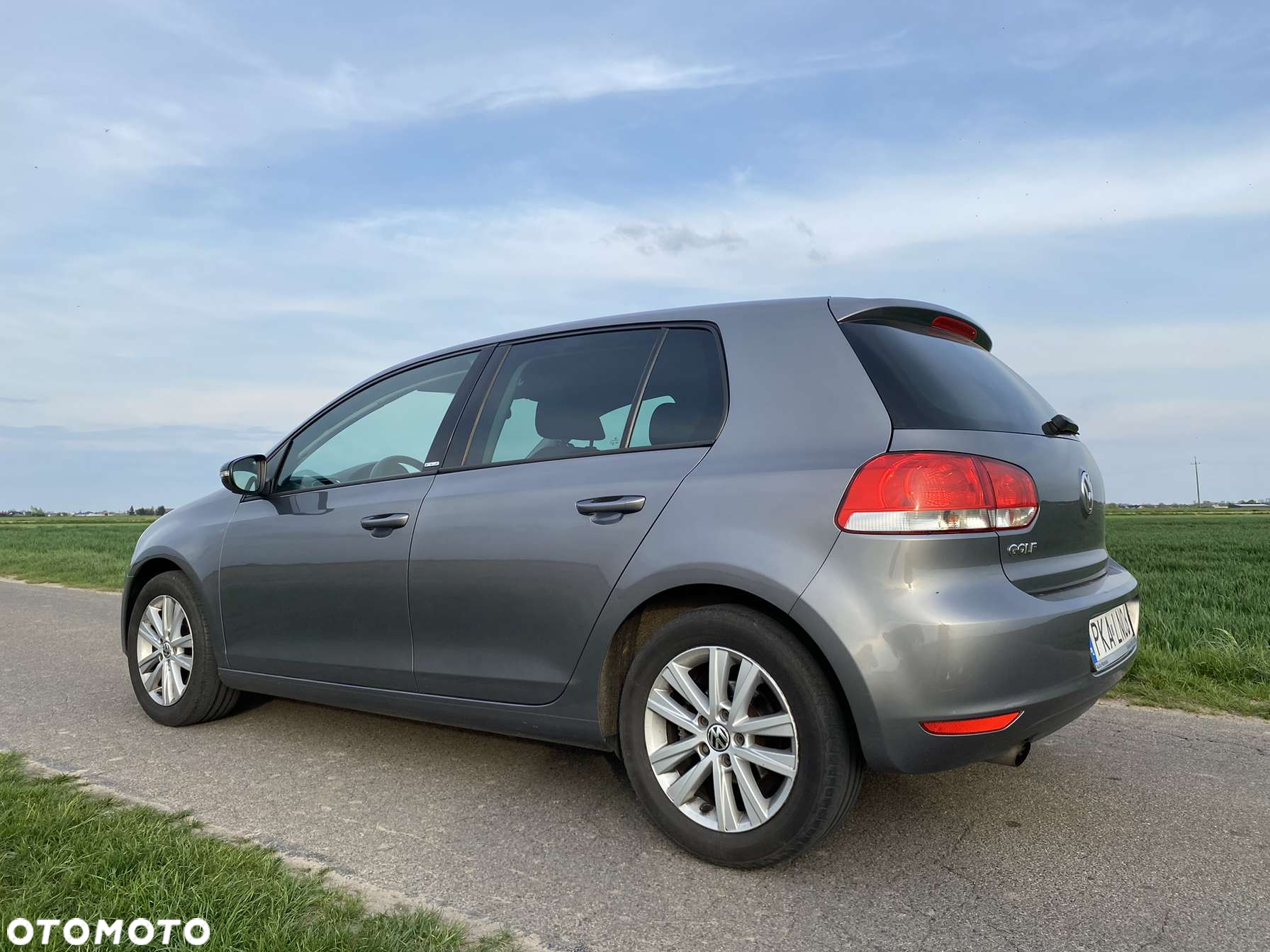 Volkswagen Golf VI 1.6 TDI Comfortline DSG - 13
