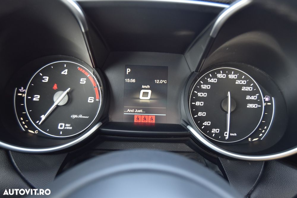 Alfa Romeo Giulia 2.2 JTDM Aut. - 10