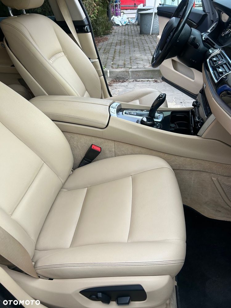 BMW 5GT 535i xDrive Luxury Line - 10