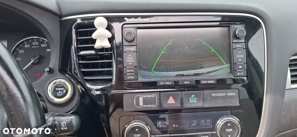 Mitsubishi Outlander Instyle NAVI + - 14
