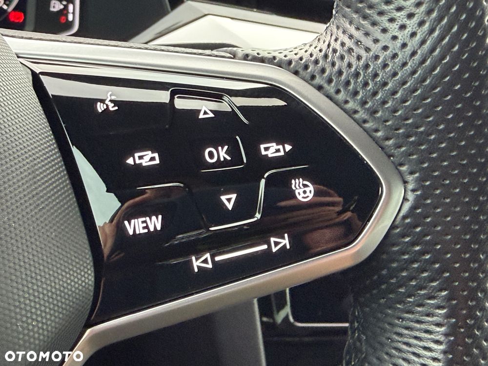 Volkswagen Arteon 2.0 TDI SCR 4Motion DSG R-Line - 24