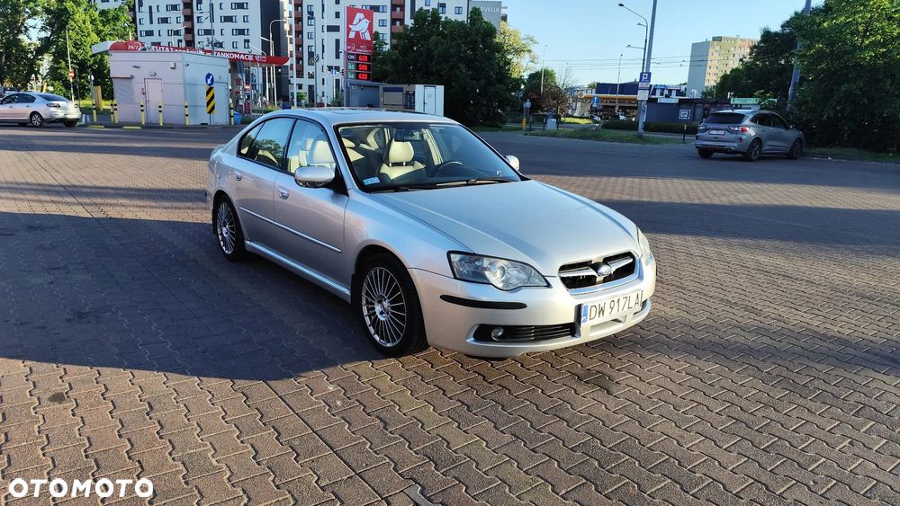 Subaru Legacy - 4
