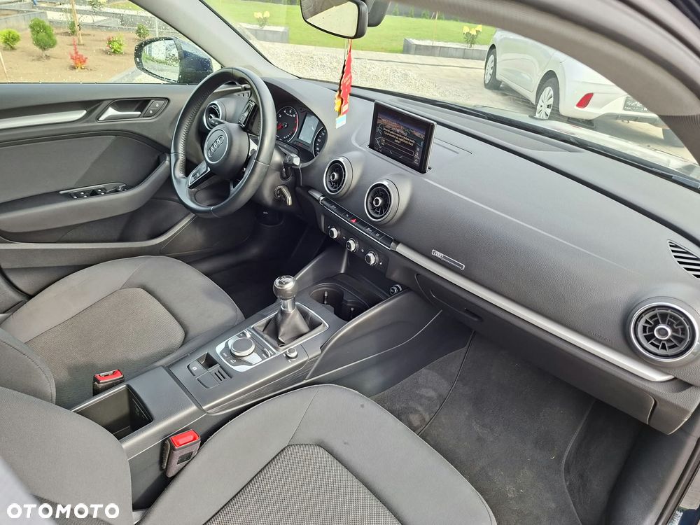 Audi A3 Sportback - 14