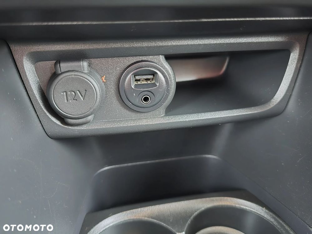 Peugeot 208 1.2 PureTech Style - 18