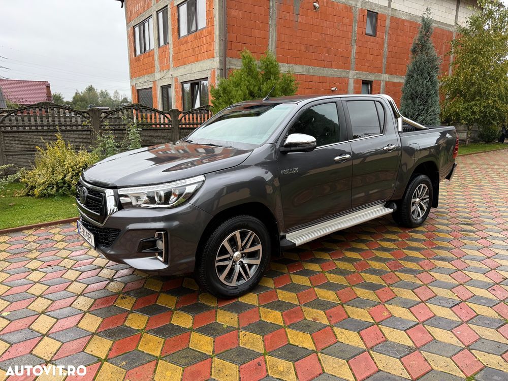 Toyota Hilux 4x4 Double Cab A/T cu Safety Sense Style - 12