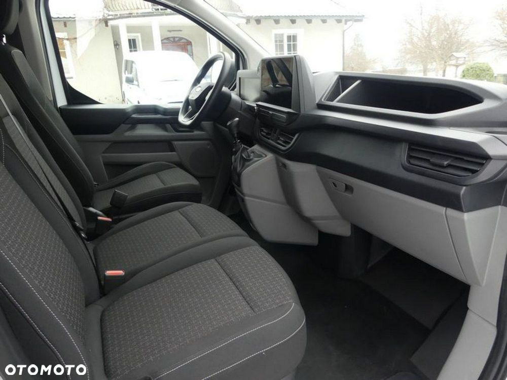 Ford Transit Custom - 10