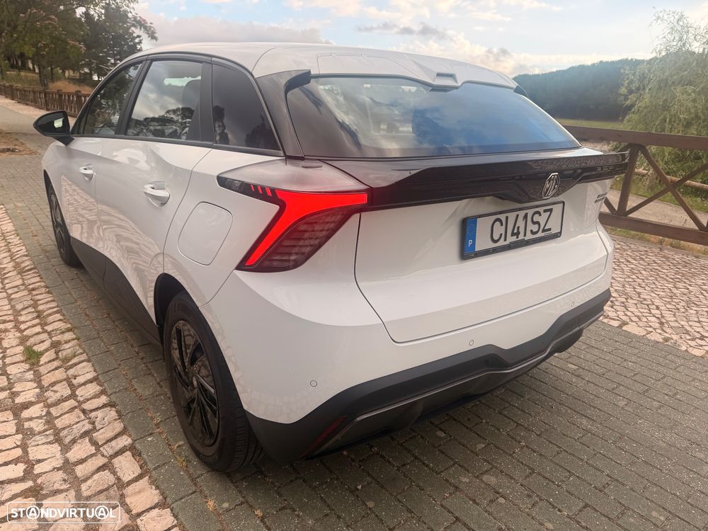 MG MG4 51 kWh Standard - 12