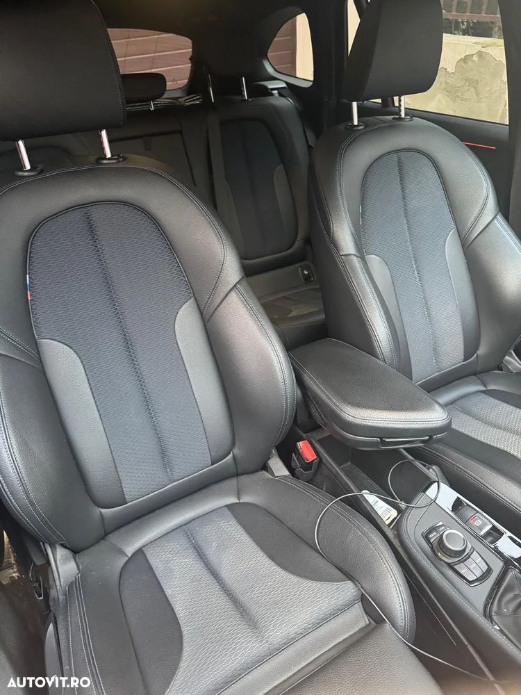 BMW X1 xDrive20i AT - 21