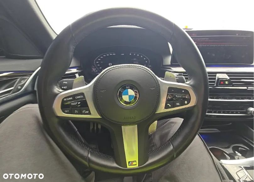 BMW Seria 5 540i xDrive M Sport Edition - 8
