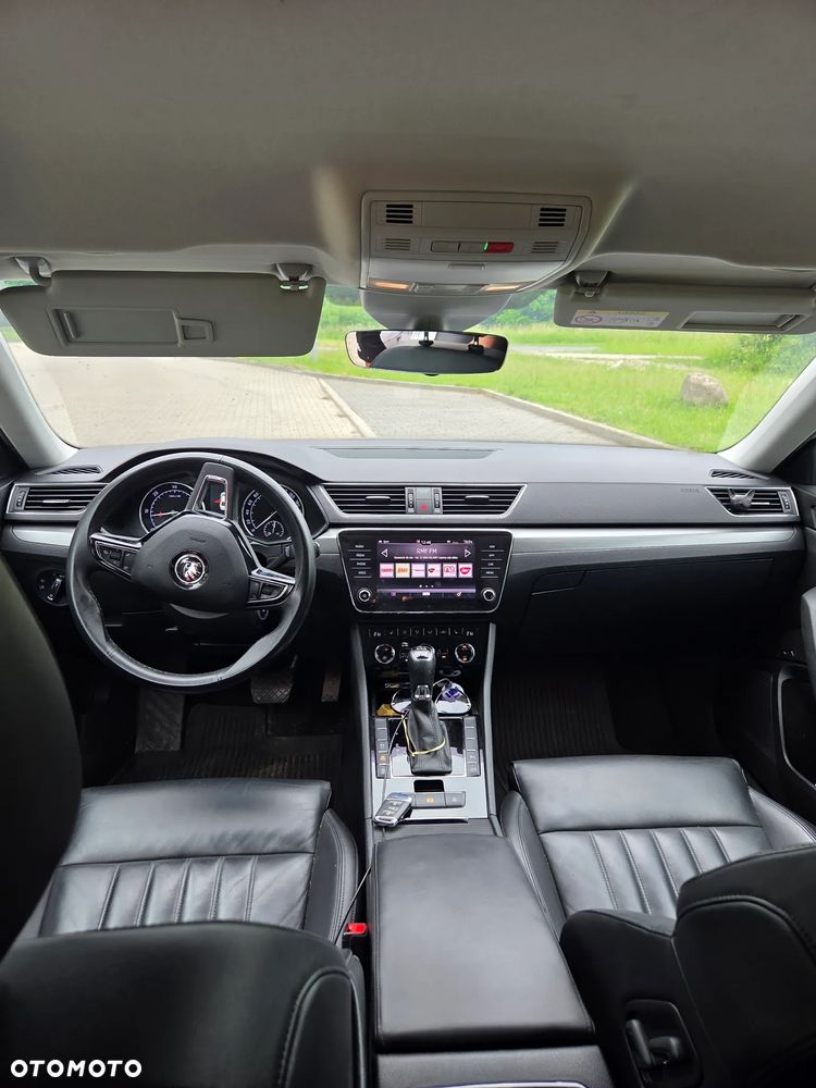 Skoda Superb 2.0 TDI SCR 4x4 Style DSG - 13