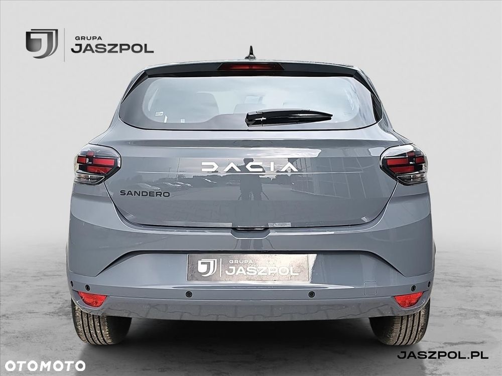 Dacia Sandero - 6