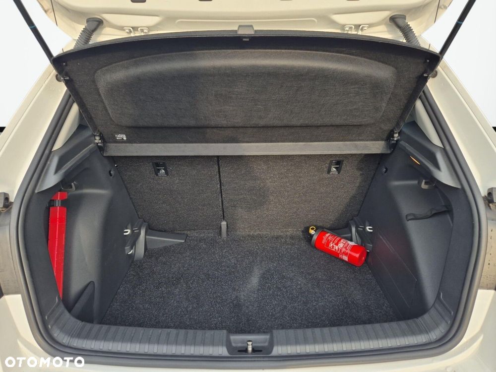 Skoda Fabia - 16