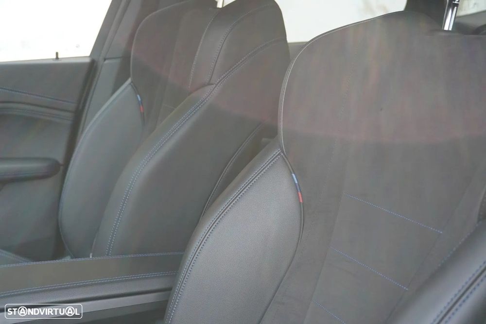 BMW 218 Active Tourer i Pack Desportivo M Auto - 10