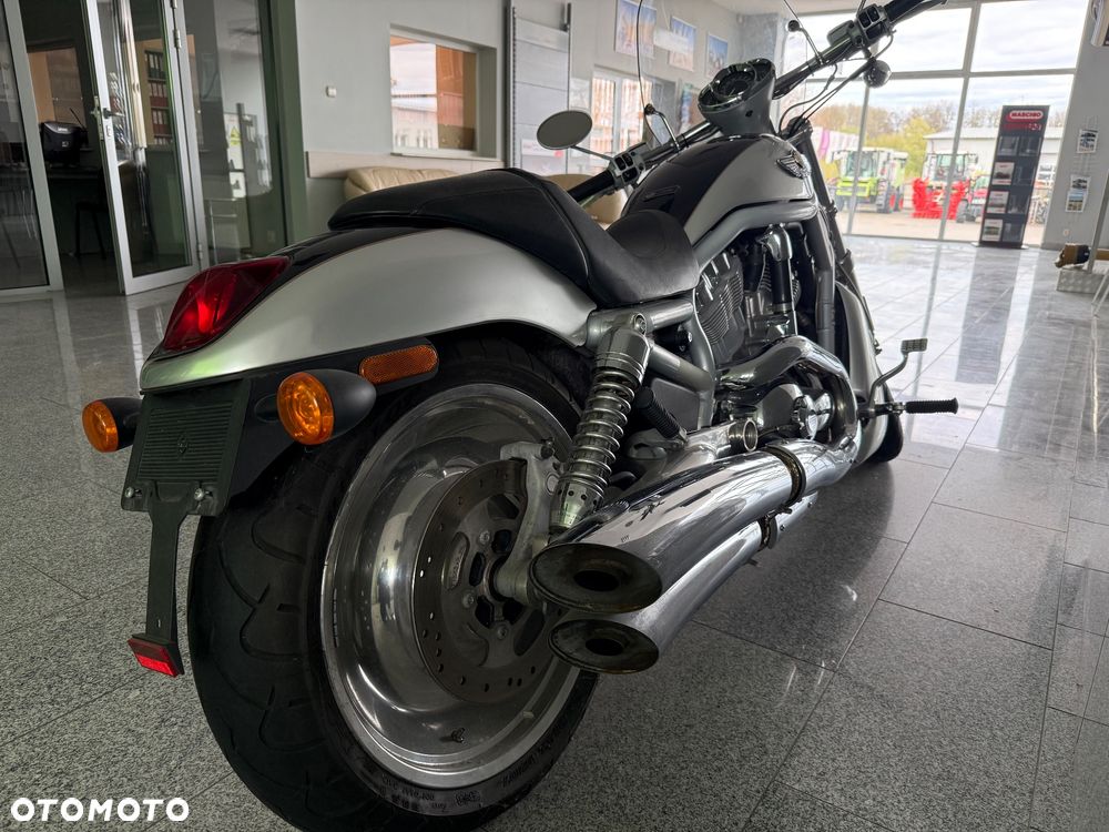 Harley-Davidson V-Rod Street Rod - 5