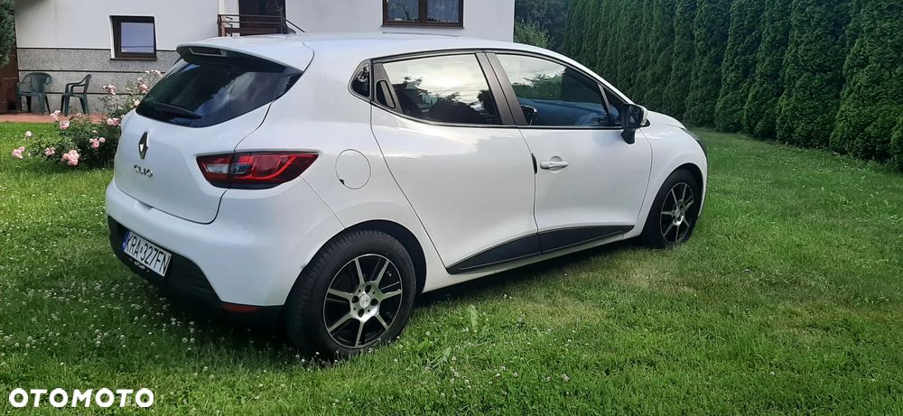 Renault Clio - 21