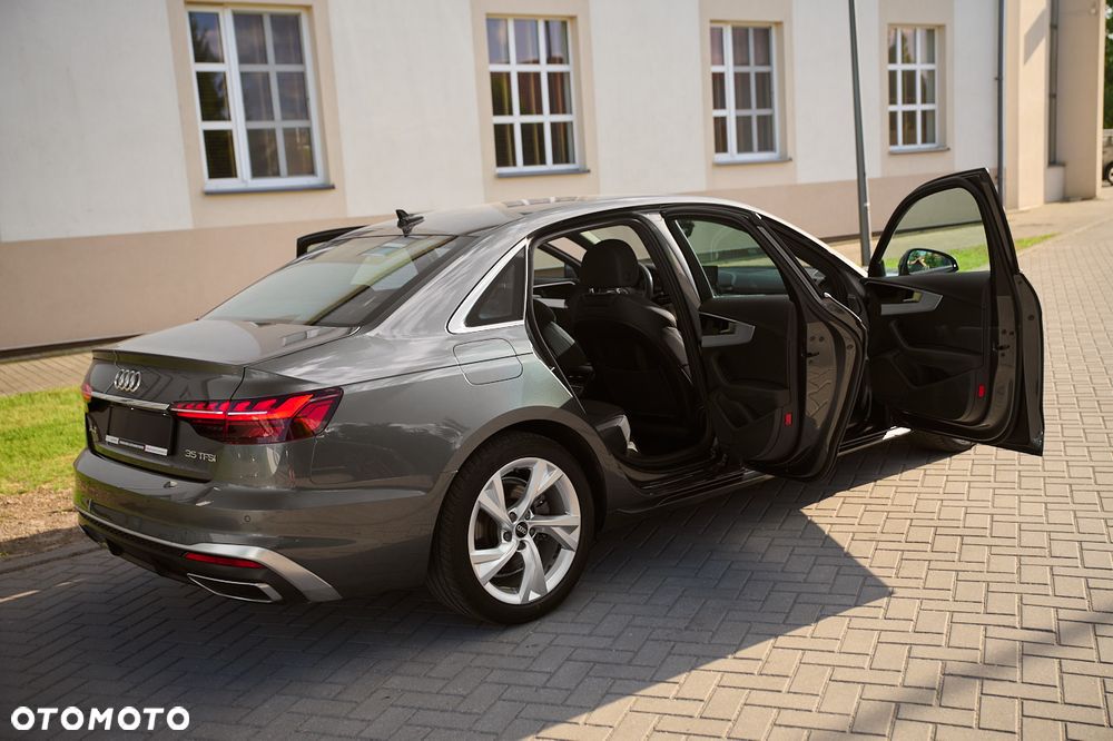 Audi A4 Limousine 35 TFSI S tronic S line - 17