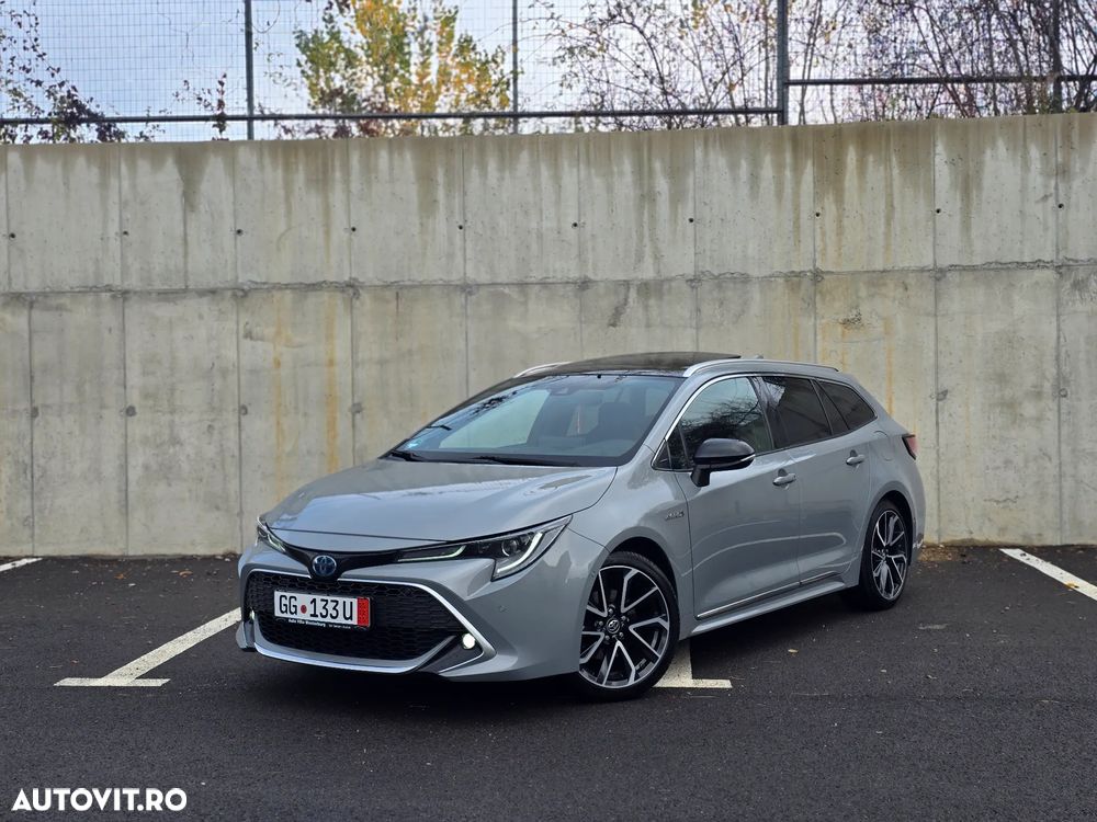 Toyota Corolla 2.0 HSD Exclusive Plus GR Sport Bi-Tone - 1