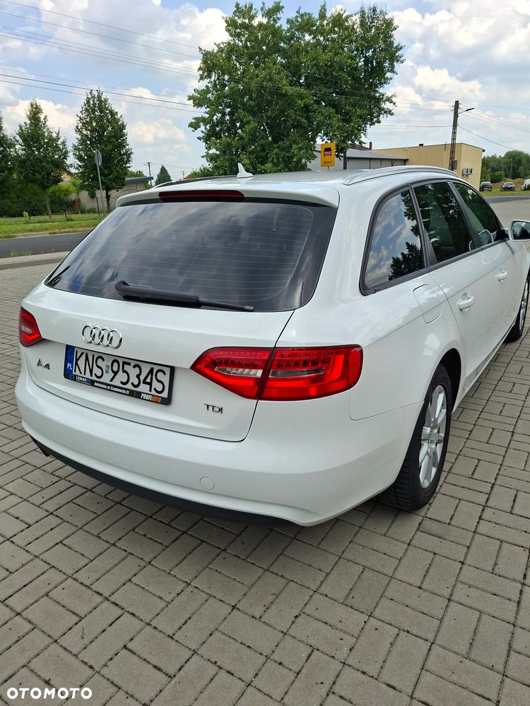 Audi A4 Avant - 11