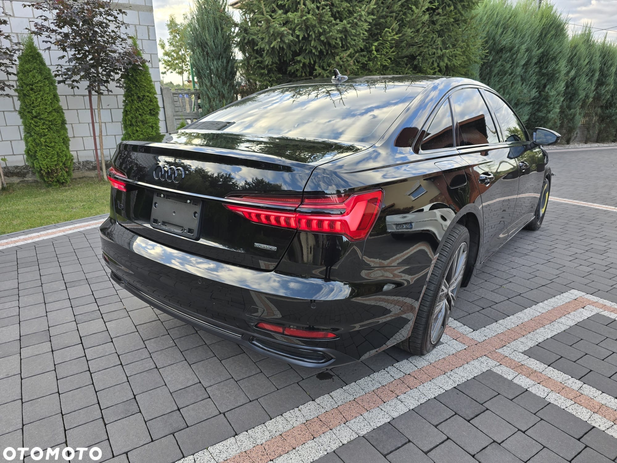 Audi A6 - 4