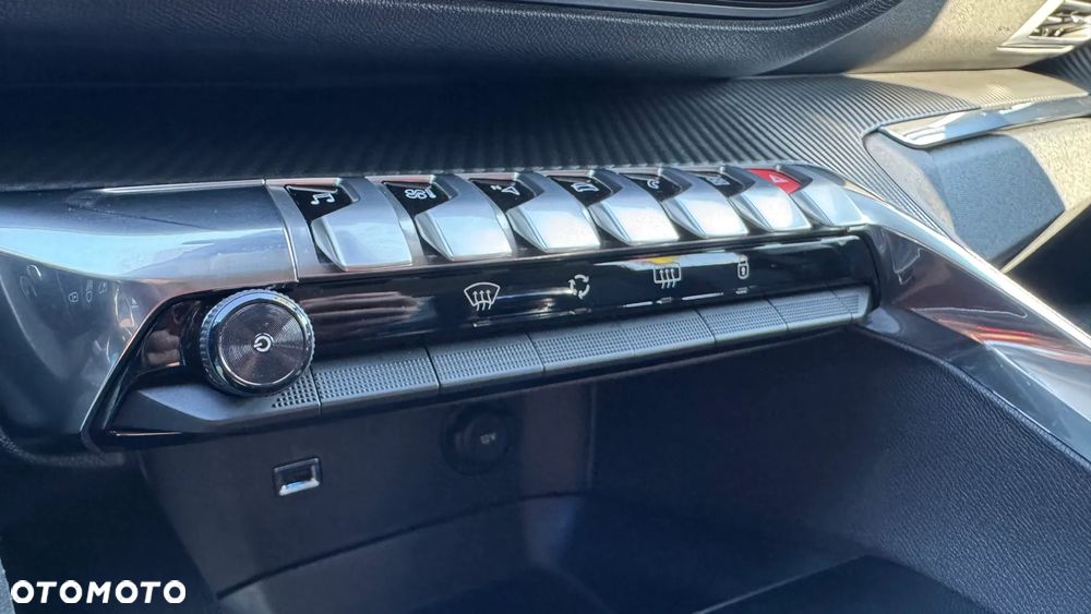 Peugeot 3008 1.6 BlueHDi Active S&S - 13