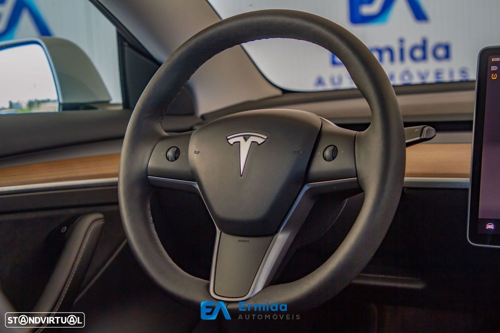 Tesla Model 3 Long Range Tração Integral - 27