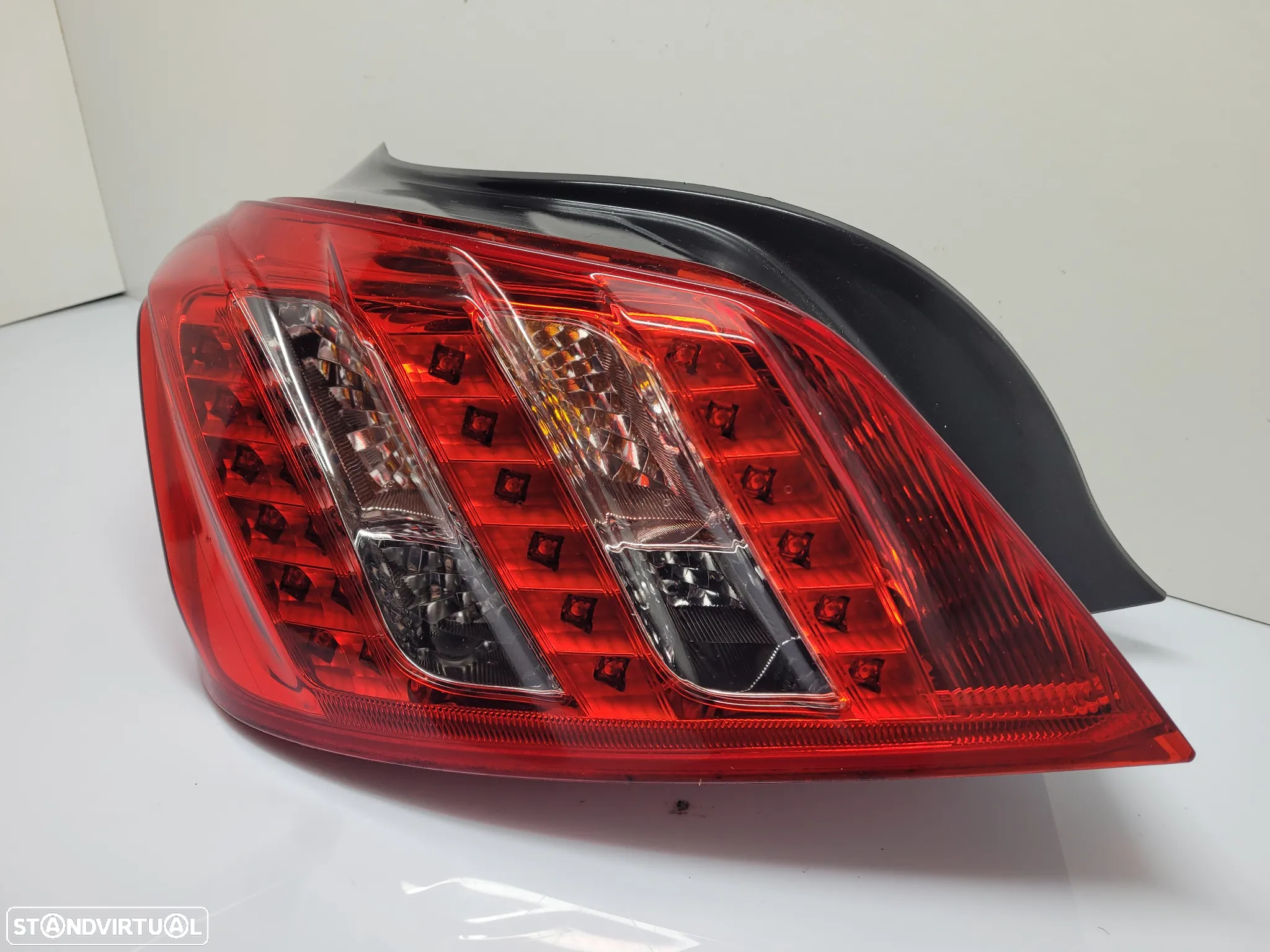 Farolim STOP esquerdo PEUGEOT 508 Sedan 9686293780 (2010-2018) - 2