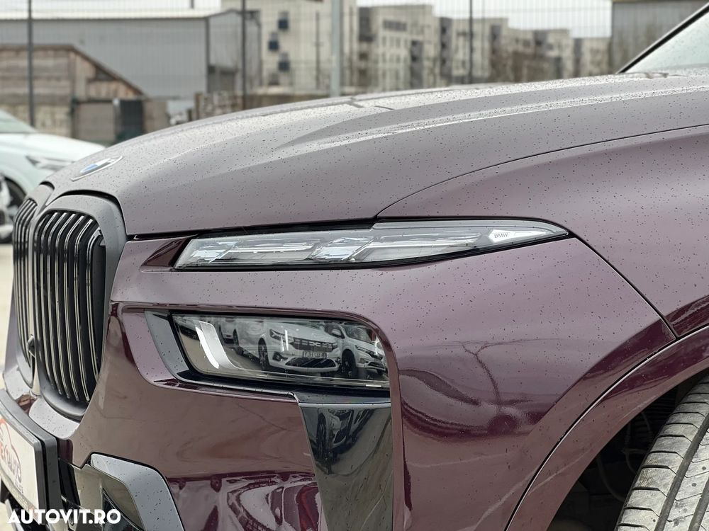 BMW X7 2024 — imagine 8