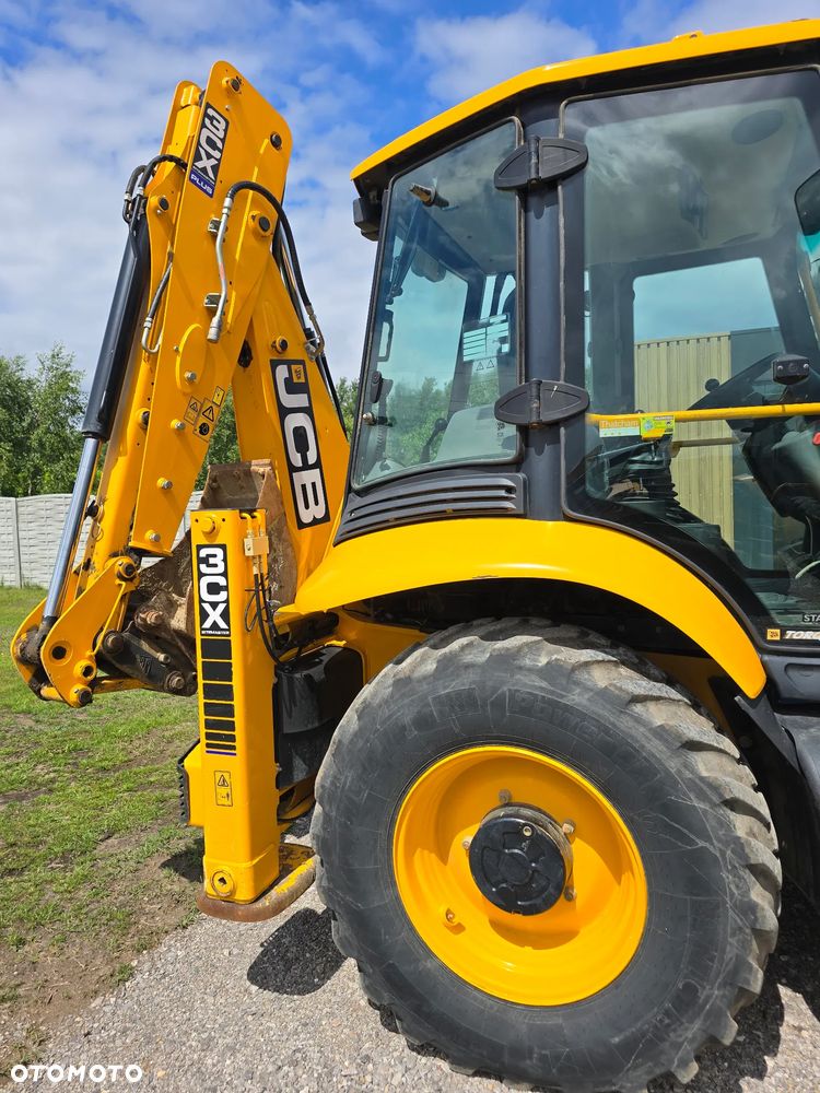 JCB - 12