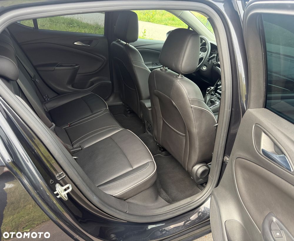 Opel Astra 1.6 CDTI Elite S&S - 14
