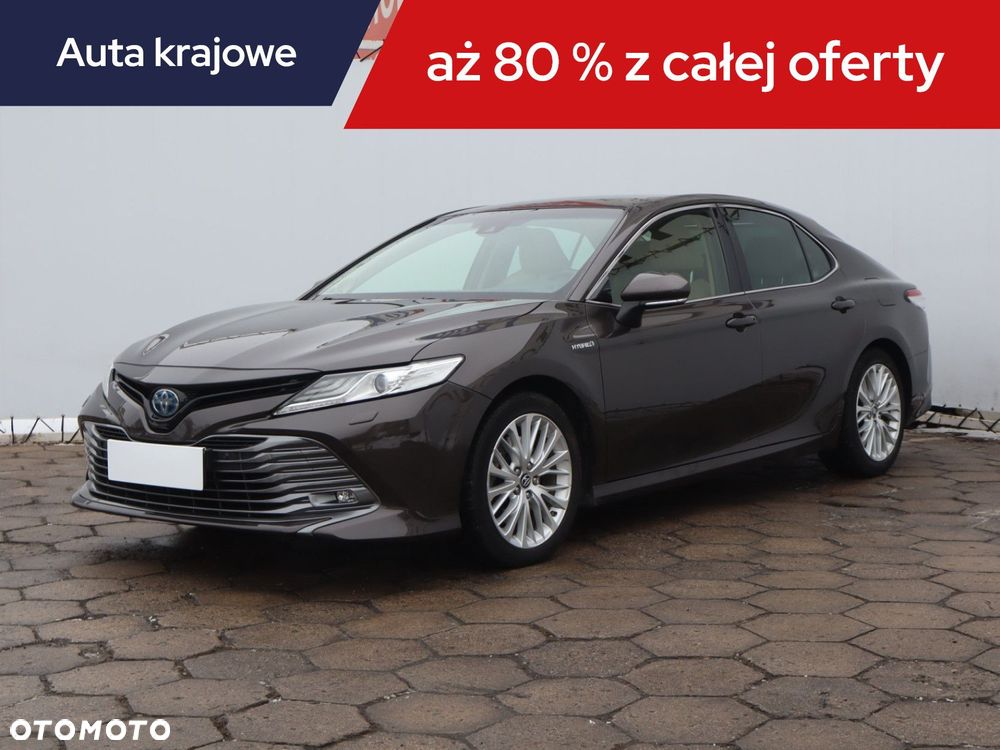 Toyota Camry - 3