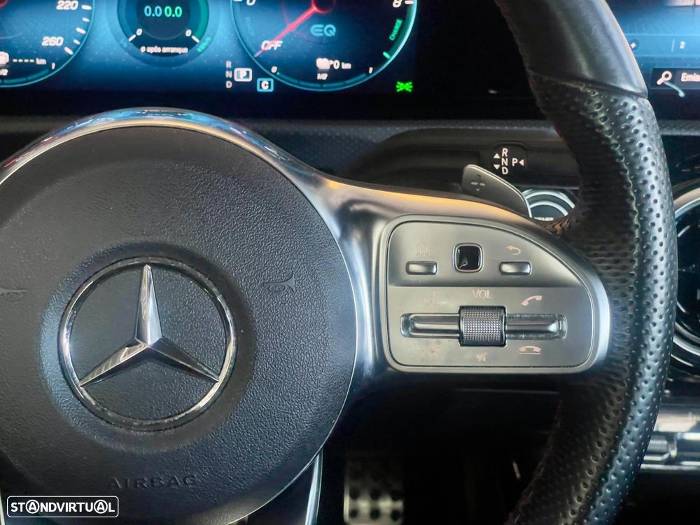 Mercedes-Benz A 250 e AMG Line - 21