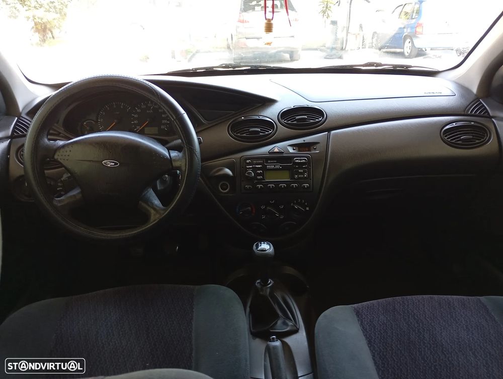 Ford Focus 1.4 Comfort - 6