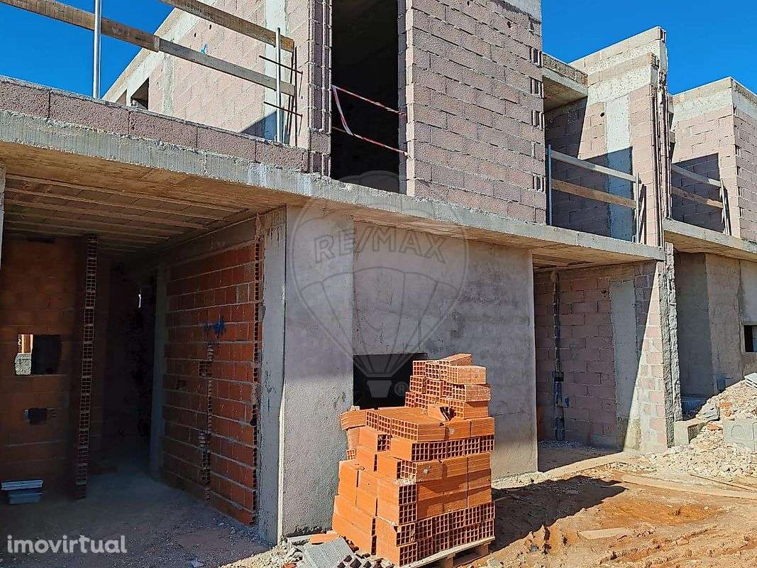 Moradia T4 para venda - Grande imagem: 2/34