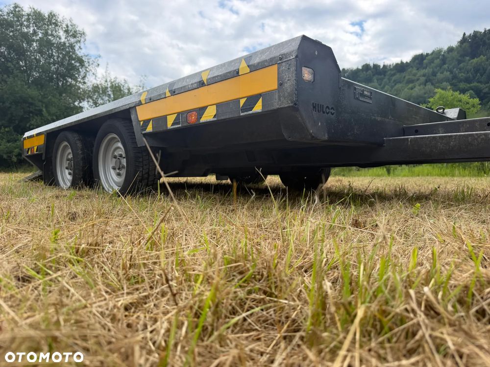 Inny Przyczepa Dwuosiowa Ciężarowa-LAWETA Do Koparek Maszyn Budowlanych. HULCO TERRAX-2 3001-LK.  NAJAZD Pełny Klapa z Bardzo mocnej konstrukcji. Lekki system otwierania najazdu jedną ręką! DMC 3000Kg! Jest To Laweta marki PREMIUM. Dwie ośie hamujące! Pełny ocynk. HULCO to Francuski Producent największy w Europie! Potężna jakość wykonania! Okazja Tanio. Laweta sprowadzona z Norwegii. Zero zużycia jak nówka sztuka! OKAZJA - 17