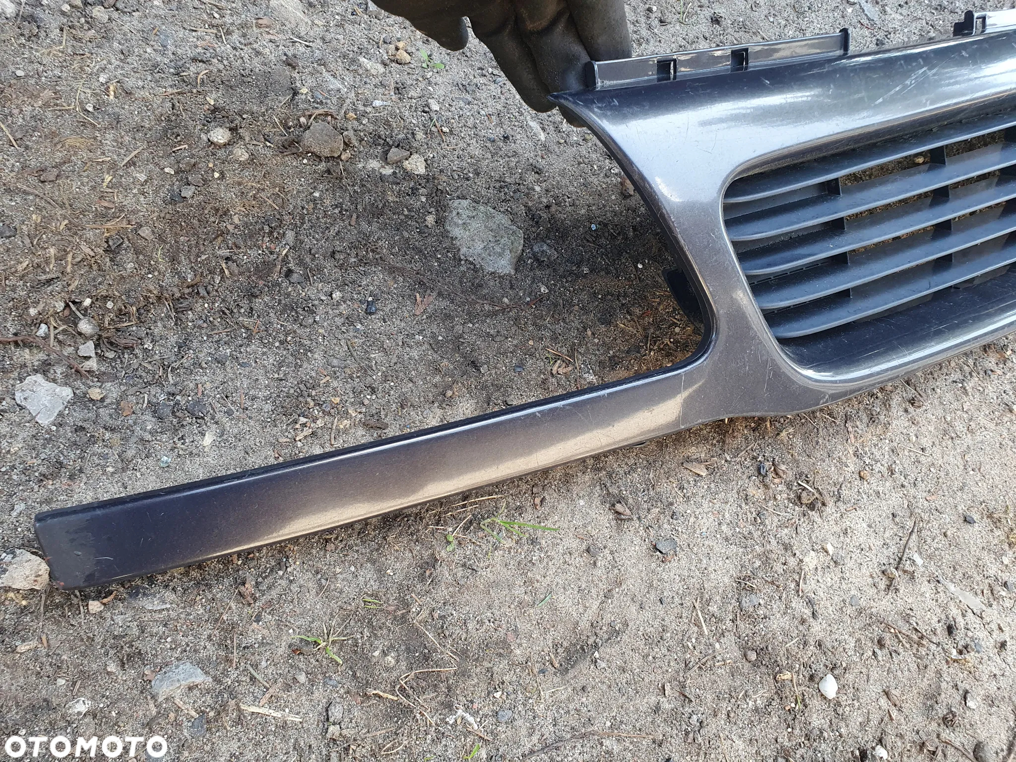 OPEL ASTRA F I GRILL PRZEDNIA ATRAPA PRZÓD EMBLEMAT - 2
