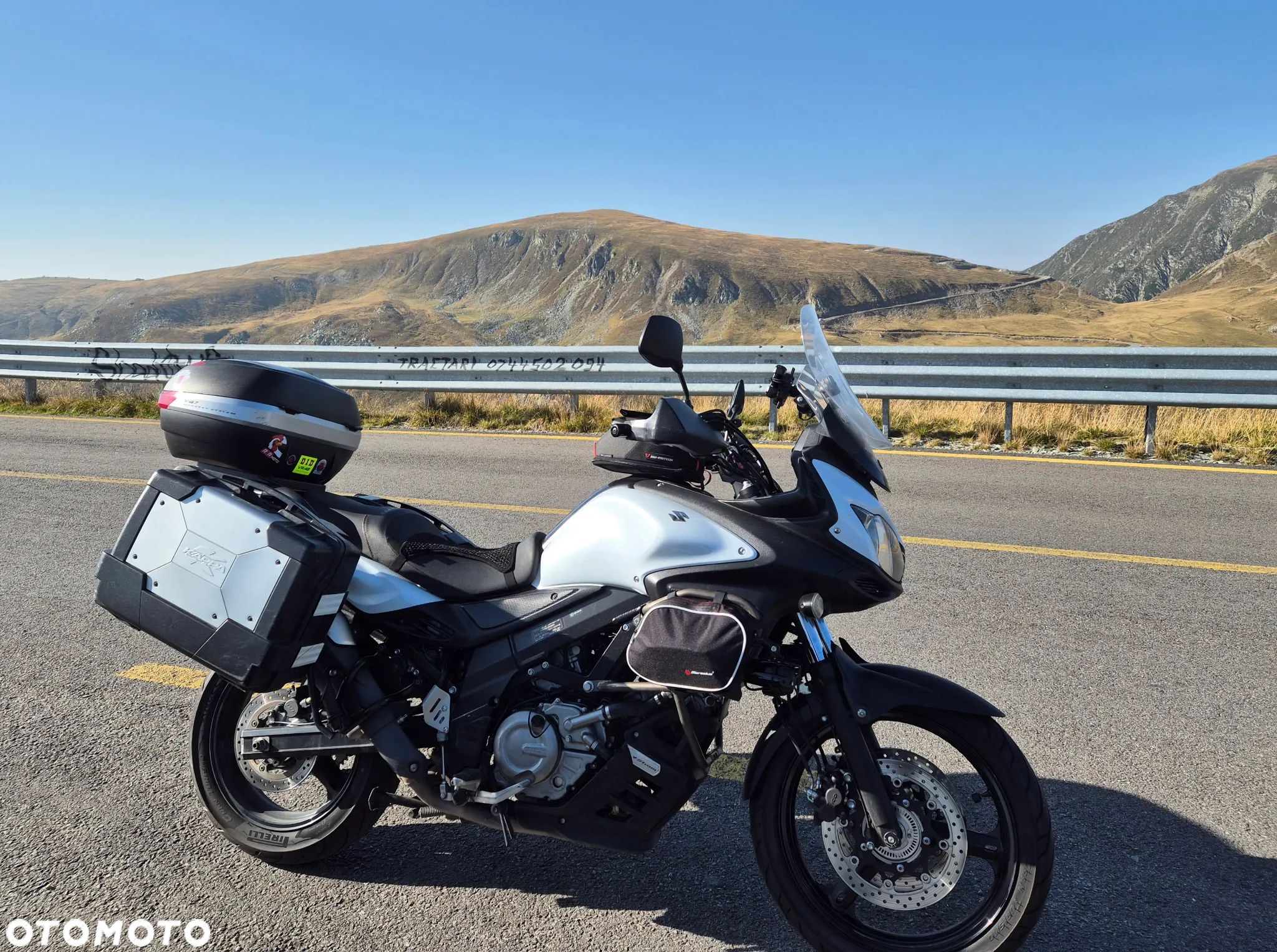 Suzuki V-STROM - 1