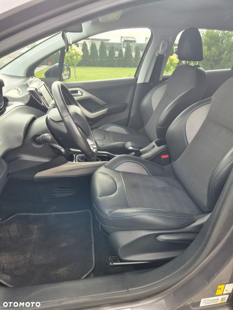 Peugeot 2008 - 11